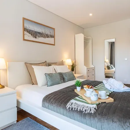 Host Wise - Bright And Elegant Urban Flat With Balcony Lejlighed Porto