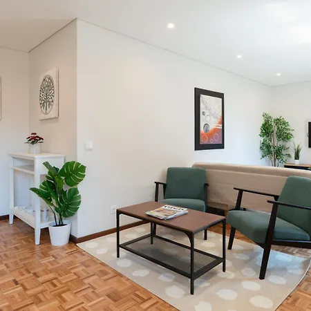 アパート Host Wise - Bright And Elegant Urban Flat With Balcony