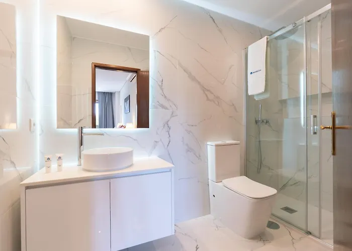 Host Wise - Bright And Elegant Urban Flat With Balcony Апартаменты Порту