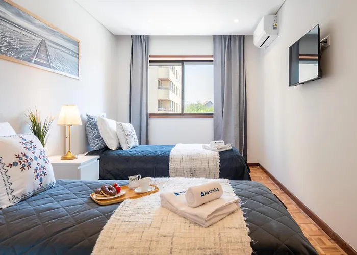 Host Wise - Bright And Elegant Urban Flat With Balcony アパート ポルト