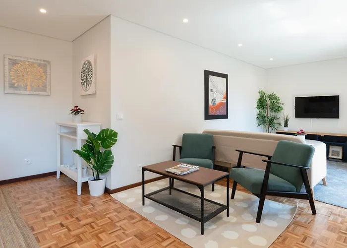 Апартаменты Host Wise - Bright And Elegant Urban Flat With Balcony